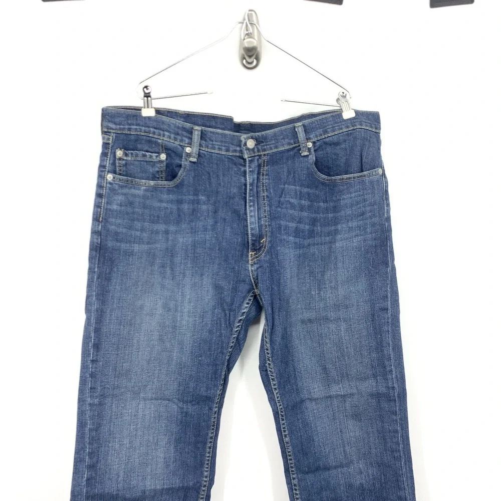 Levis Men Size‎ 40 x 30 Jeans Dark Wash Pants 559 Relaxed Straight Pants Stretch